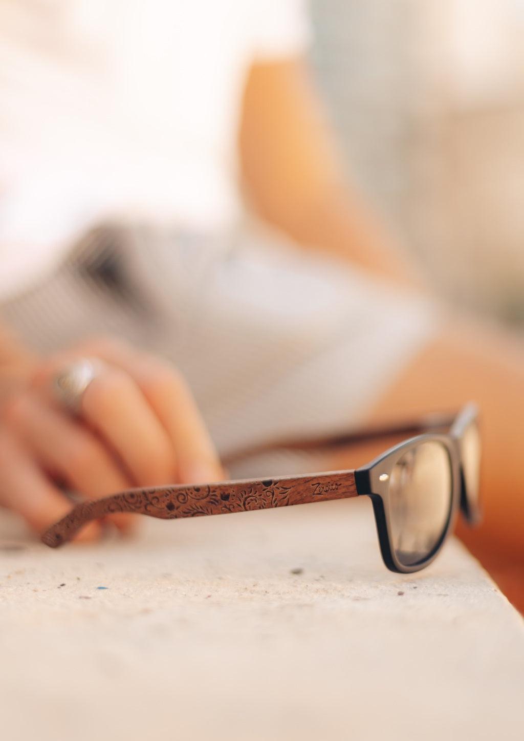 Eyewood | Engraved wooden sunglasses - Oasis image 3